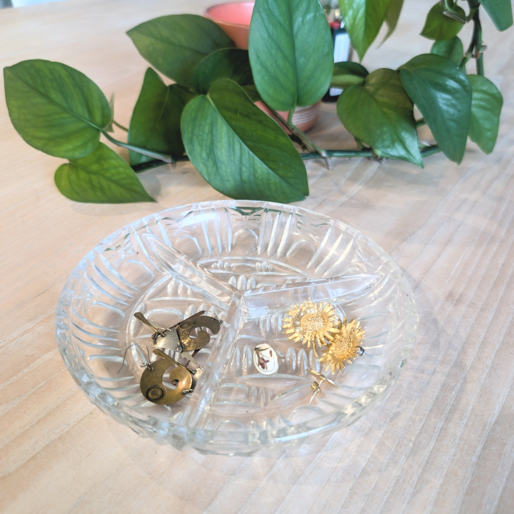 Crystal Cabaret Offering Bowl